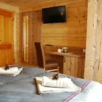 Oberbachhof Apartment *